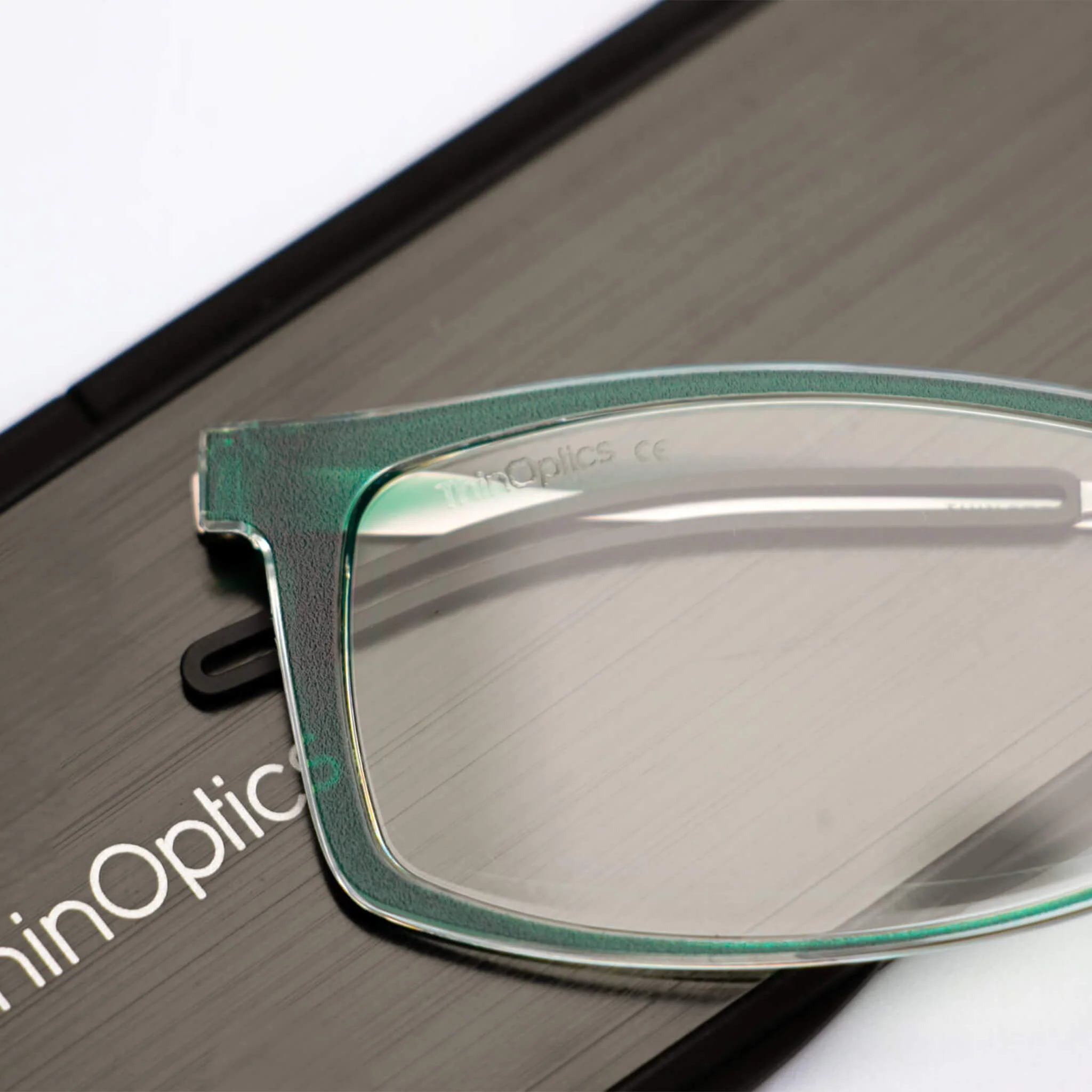 Brooklyn Full Frame Reader + Milano Case - Image 40