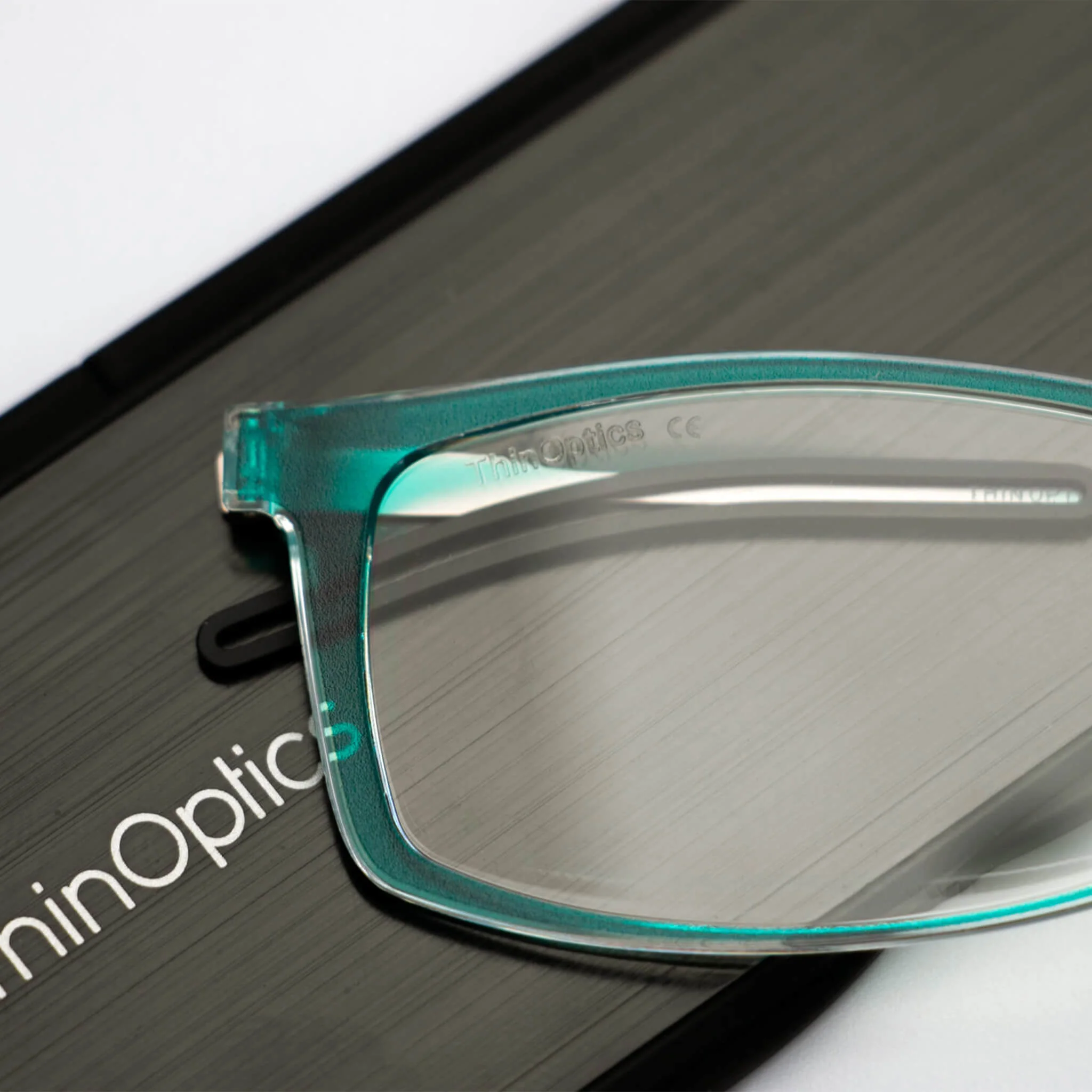 Brooklyn Full Frame Reader + Milano Case - Image 41