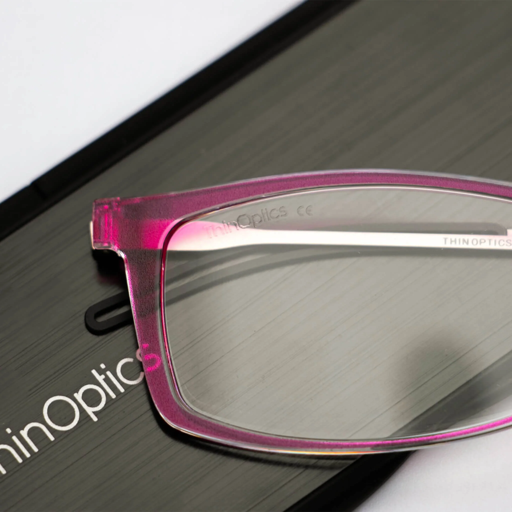 Brooklyn Full Frame Reader + Milano Case - Image 42