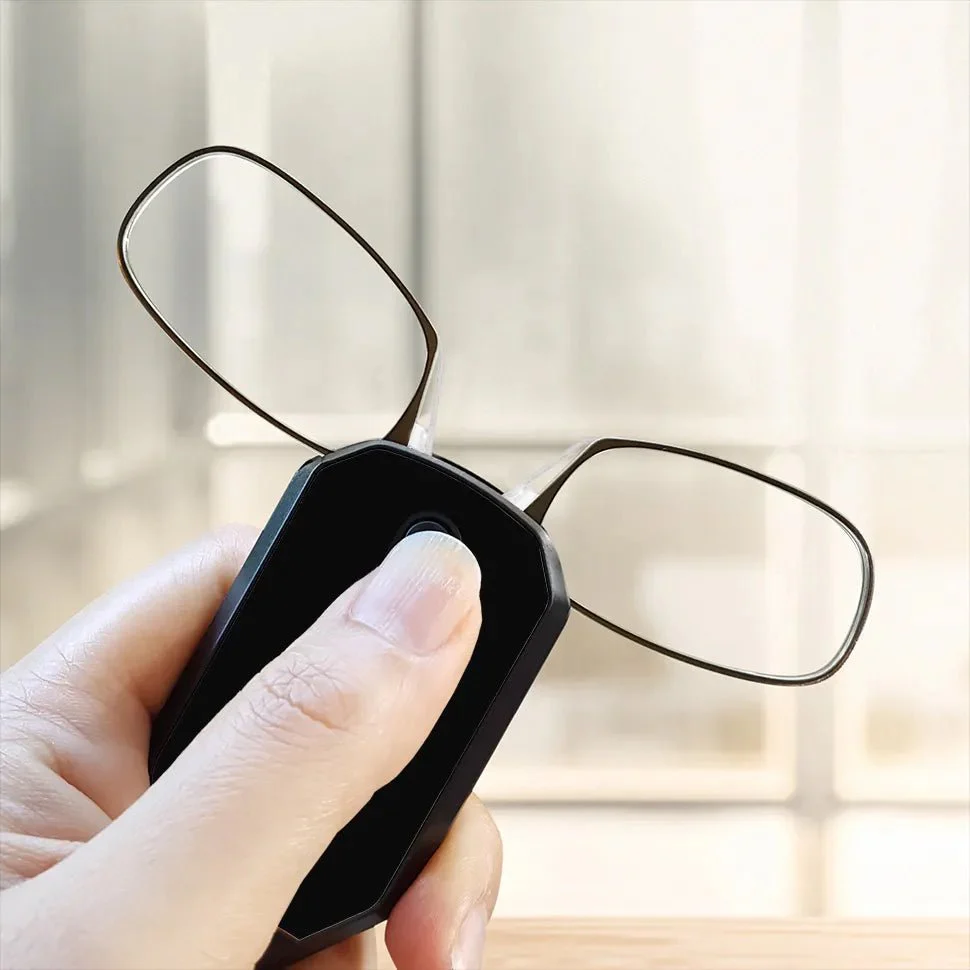 Readers + Black Keychain Case - Image 3