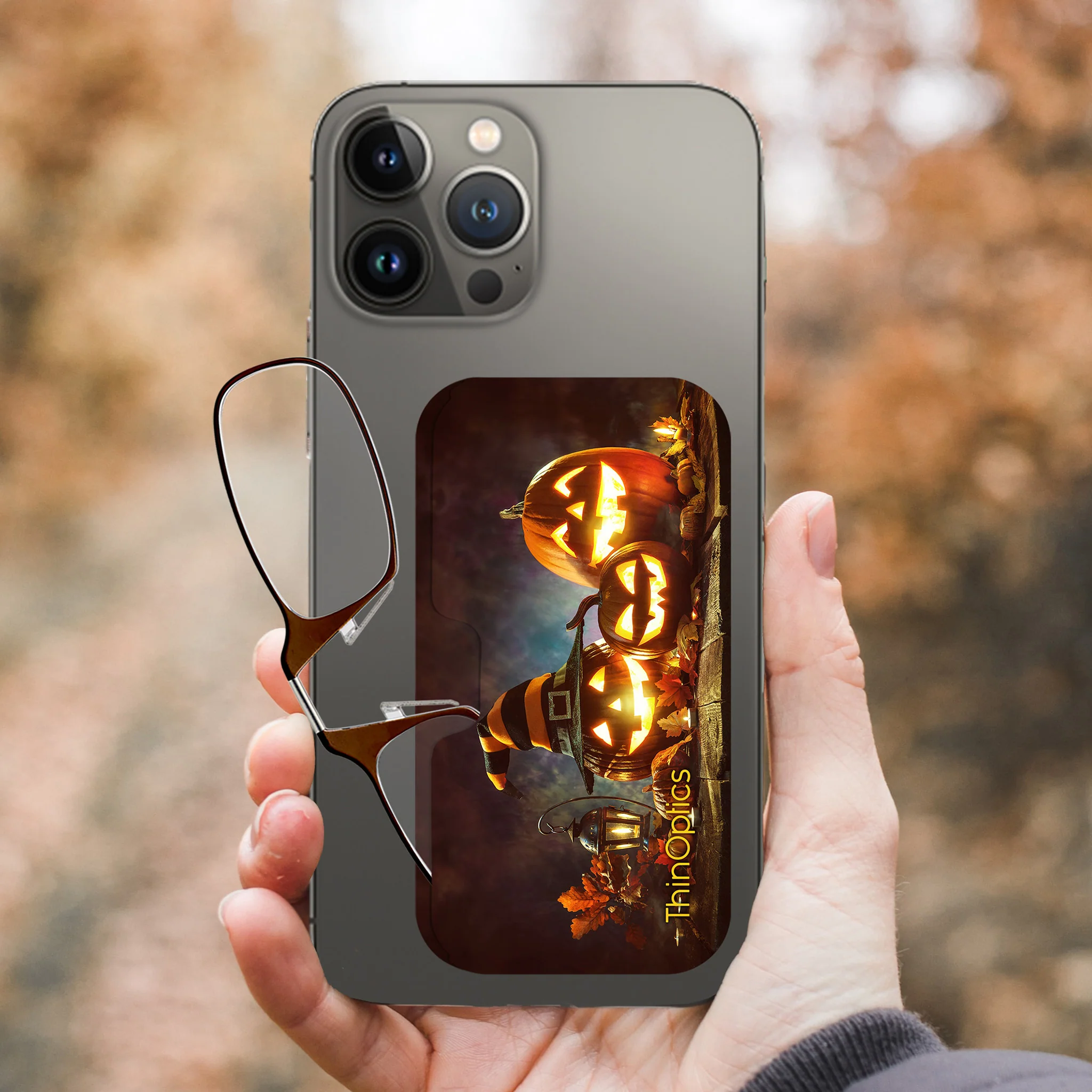 Readers + Spooky Season Magnetic Pod - Image 9